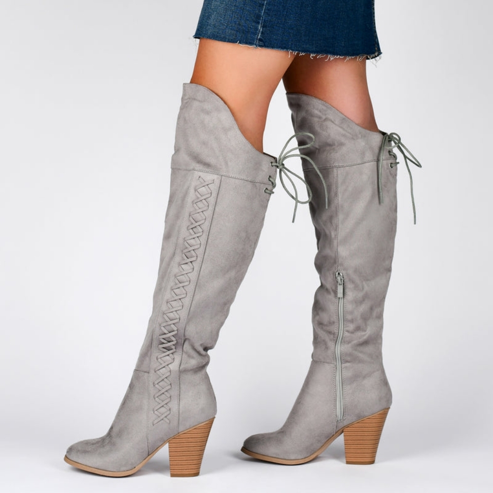 Boots - Picture 2 of 3